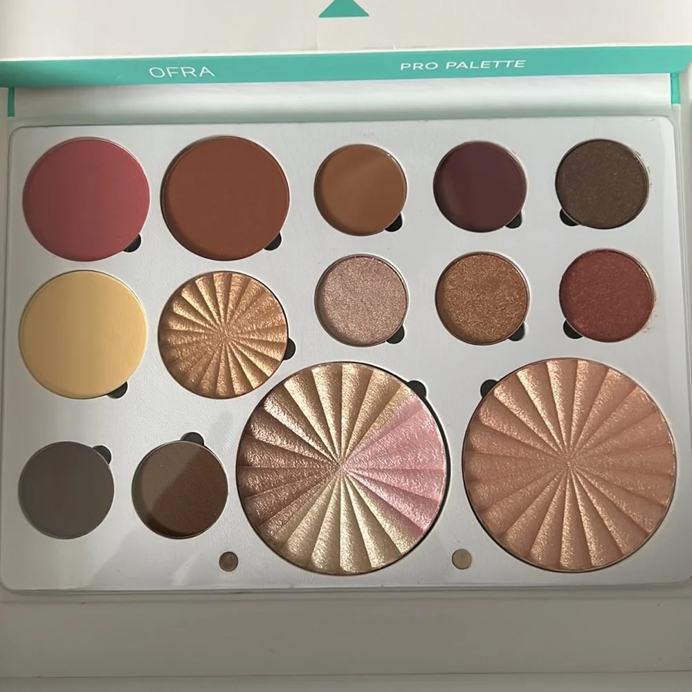 OFRA COSMETICS PRO PALETTE - SOUL